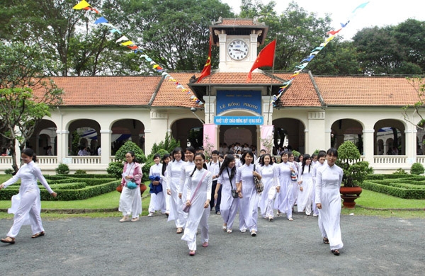 top-100-truong-thpt-tot-nhat-tai-viet-nam