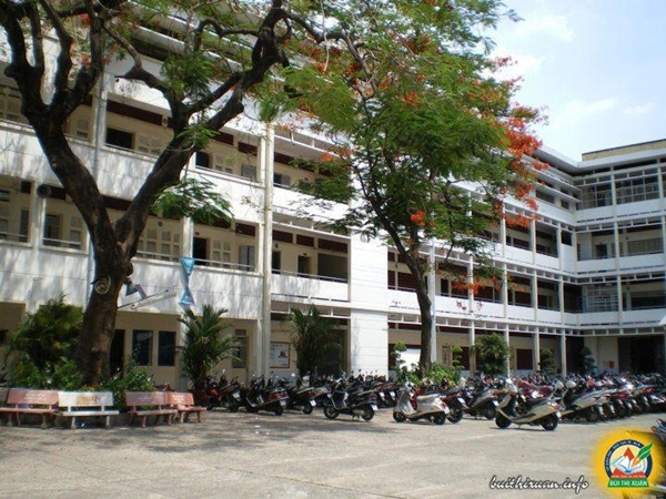 top-100-truong-thpt-tot-nhat-tai-viet-nam