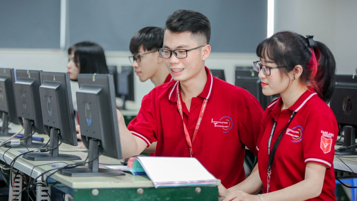 Chương trình đào tạo ngành Toán tin