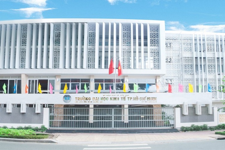 Đại học kinh tế TPHCM thông báo tuyển sinh Văn bằng 2 đại học chính quy