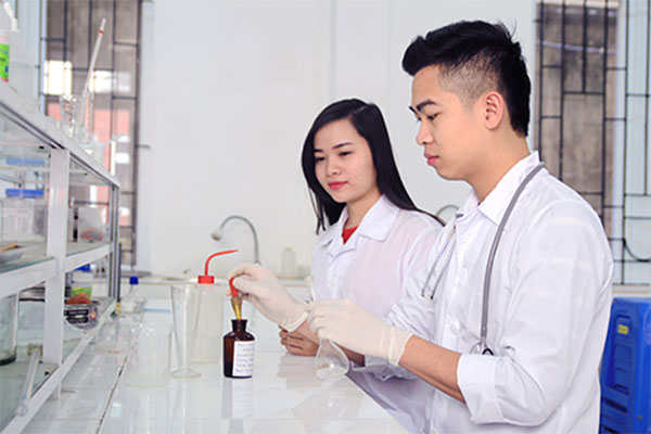 Điểm chuẩn xét tuyển nhóm ngành sức khỏe của một số trường Đại học